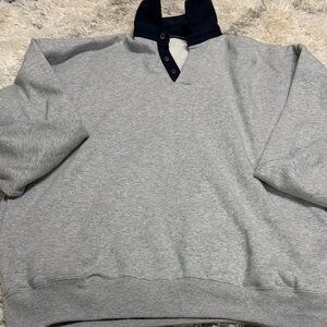 Brandy Melville
Pull over with pockets